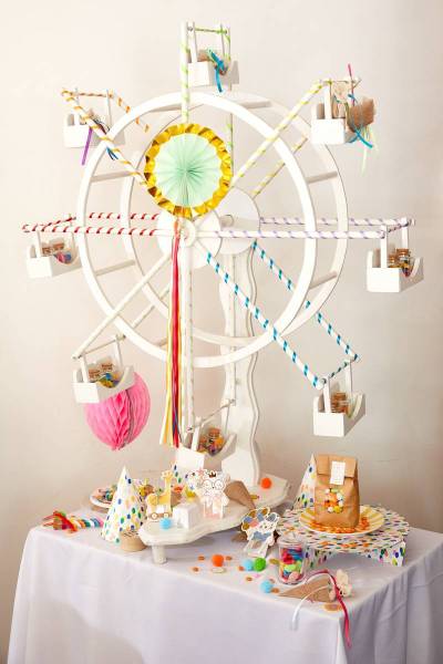 Présentoir à louer - Dragées Rosière -  Nouvelle boutique à Allauch