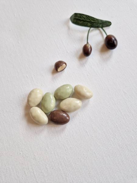 Trilogie de Provence, des amandes enrobées chocolat aux saveurs du sud - Dragées Rosière 