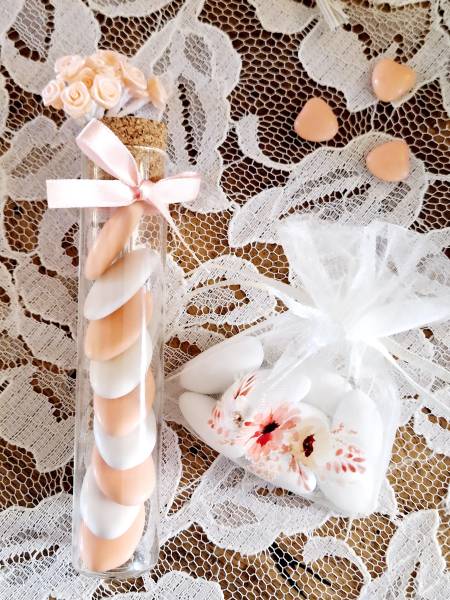 Pourquoi ne pas offrir un bel écrin à votre maman ? Maison Rosière est là pour vous satisfaire. Notre boutique à 40 minutes d'Aix en Provence